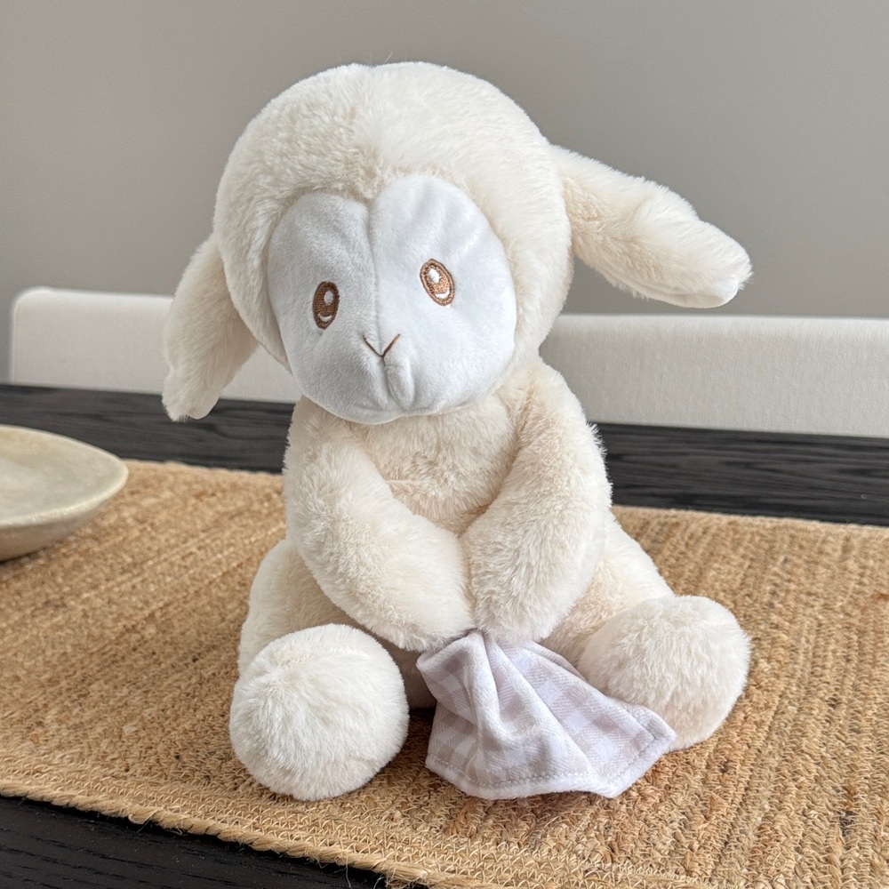 ✨ Giffa Baby Lamb with Sound Plush Toy✨